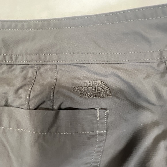 North‎ Face Horizon 2.0 Hiking Pants Women Size 8 Roll Tab Gray Camp Hike Fish - Picture 13 of 16